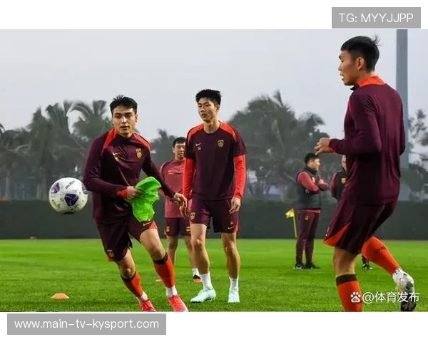 国足训练内容首次公开亮相，国足训练时间